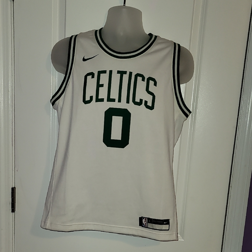 Nike Celtics White and Green Jayson Tatum Basketball Jersey Sz: L Youth 14-16
